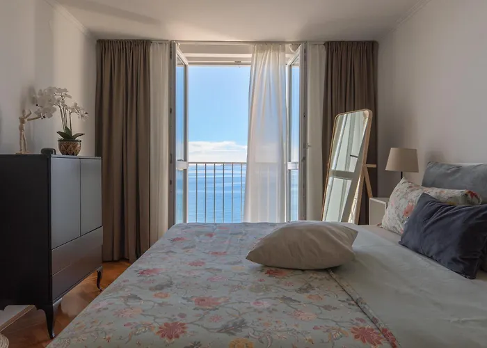 Vibes With Balcony And Spectacular View Appartement Poreč