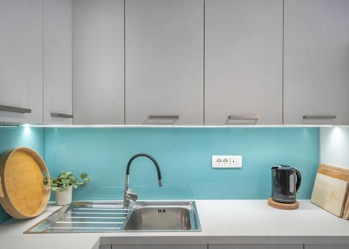 Vibes With Balcony And Spectacular View Poreč